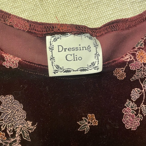 BURGUNDY AND FLORAL SLEEVELESS DRESS BY DRESSING CLIO M - Picture 4 of 5